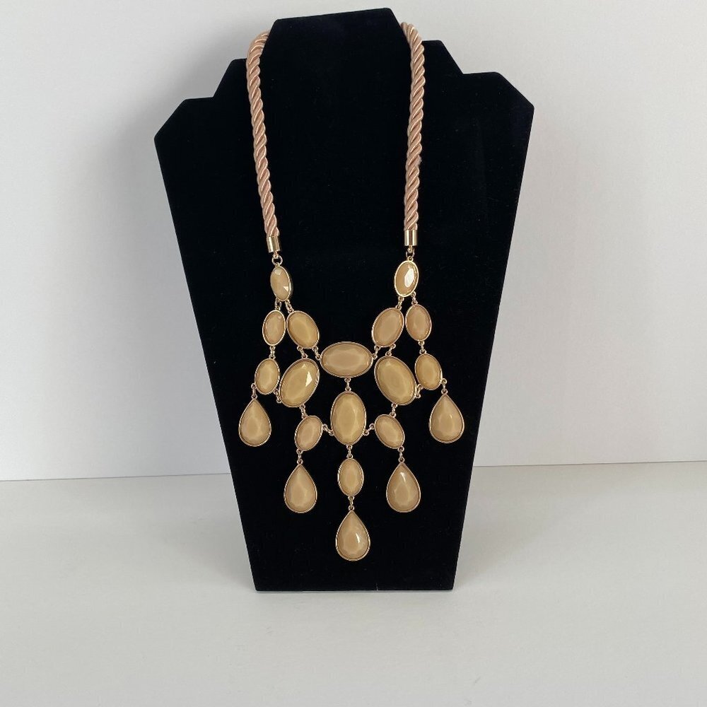 Ann‎ Taylor Statement Necklace